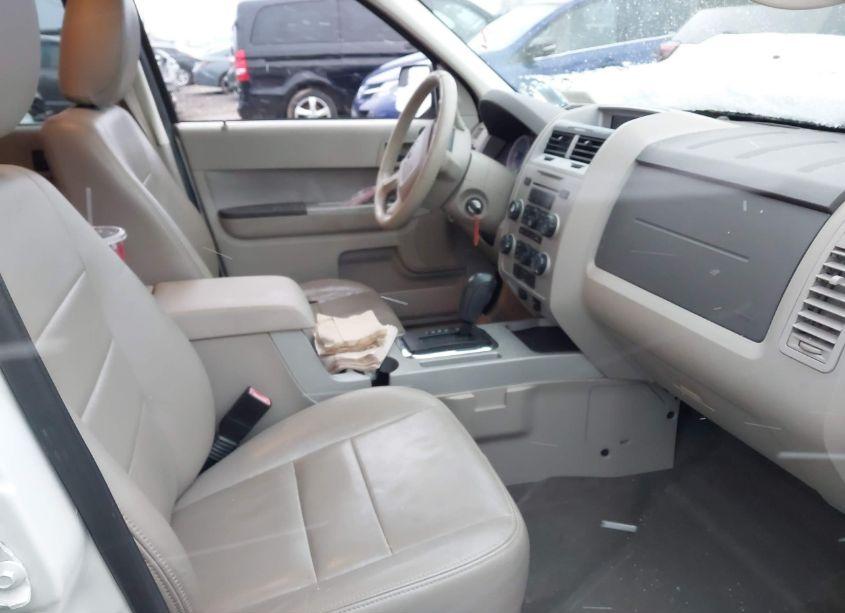 Photo 5 of 2010 Ford Escape XLT (VIN 1FMCU9D7XAKC66298)