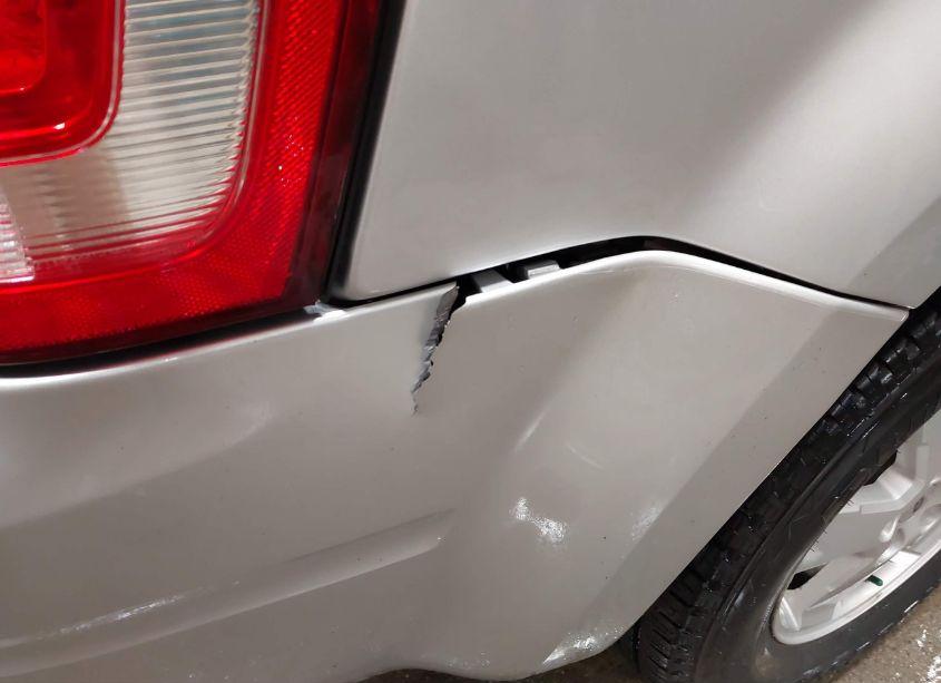 Photo 6 of 2010 Ford Escape XLT (VIN 1FMCU9D7XAKC72425)