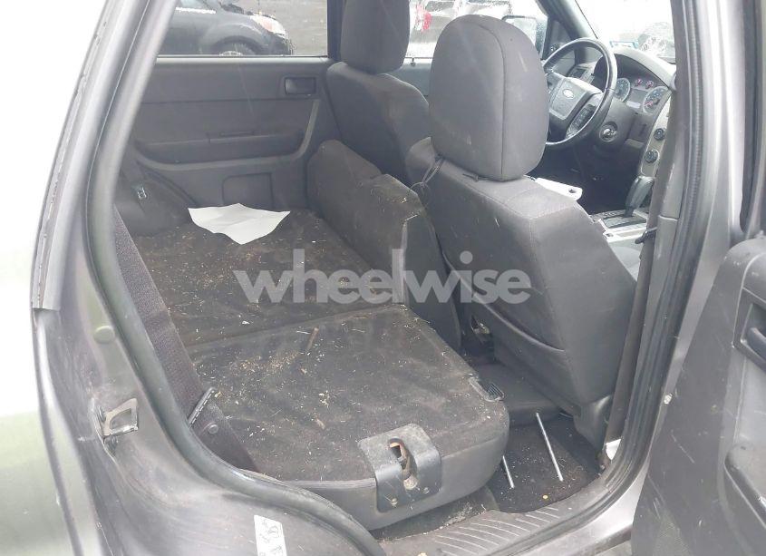 Photo 8 of 2010 Ford Escape XLT (VIN 1FMCU9D7XAKD07139)
