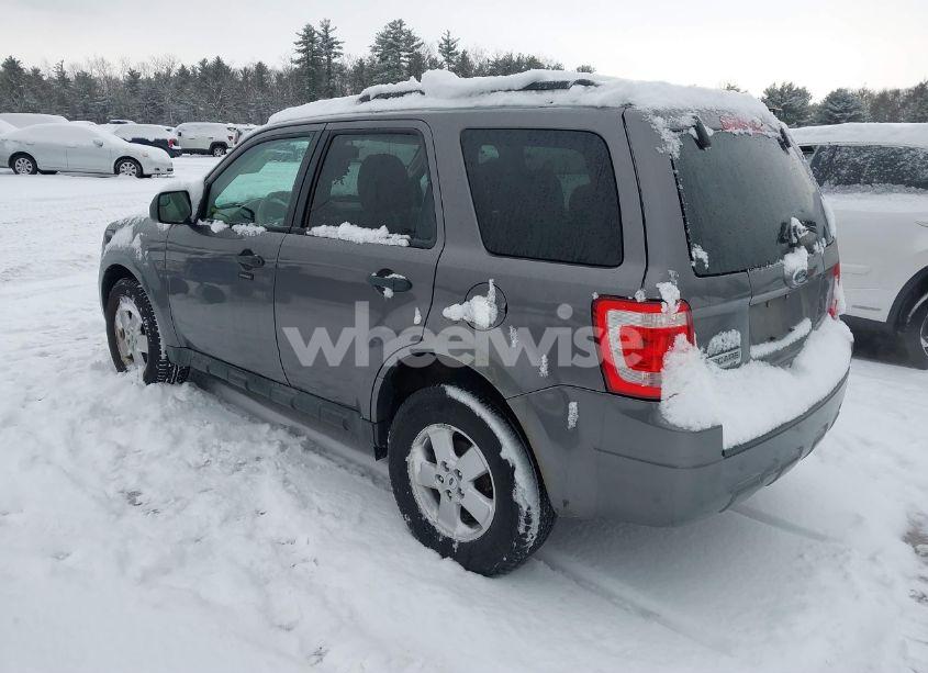 Photo 3 of 2011 Ford Escape XLT (VIN 1FMCU9D7XBKA02788)