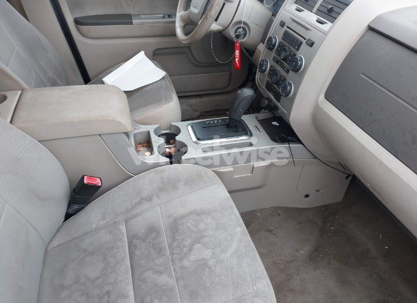 Photo 5 of 2011 Ford Escape XLT (VIN 1FMCU9D7XBKA02788)