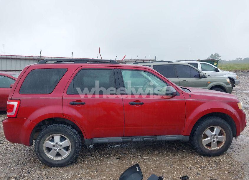 Photo 13 of 2011 Ford Escape XLT (VIN 1FMCU9D7XBKB32540)