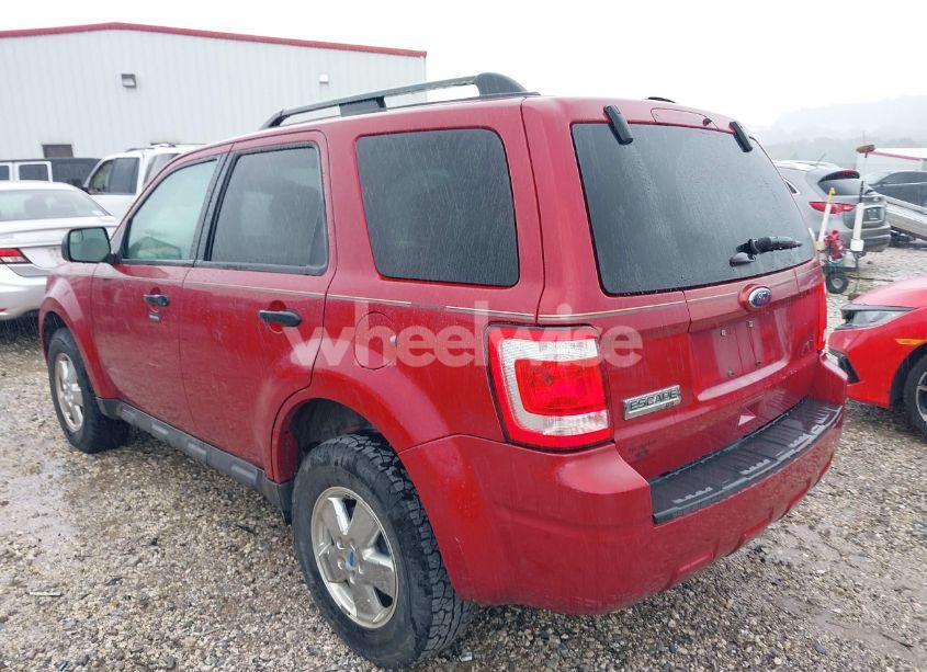 Photo 3 of 2011 Ford Escape XLT (VIN 1FMCU9D7XBKB32540)