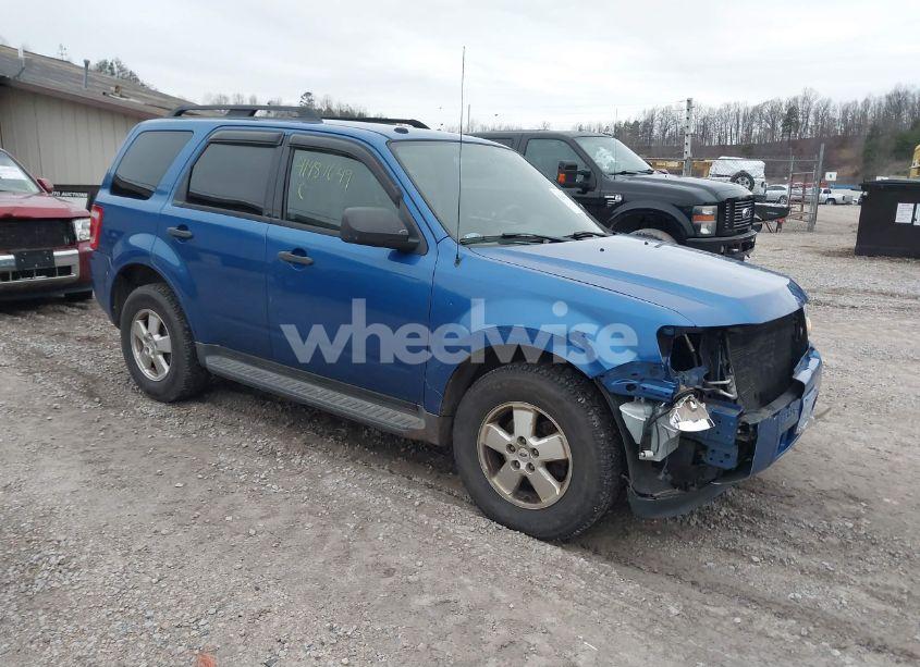 2011 Ford Escape XLT (VIN 1FMCU9D7XBKB71631) main photo