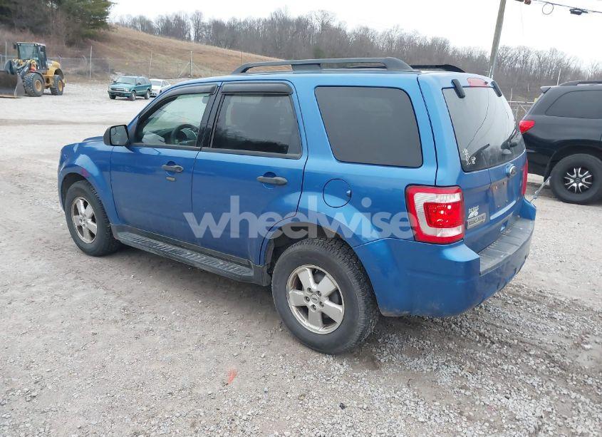 Photo 3 of 2011 Ford Escape XLT (VIN 1FMCU9D7XBKB71631)