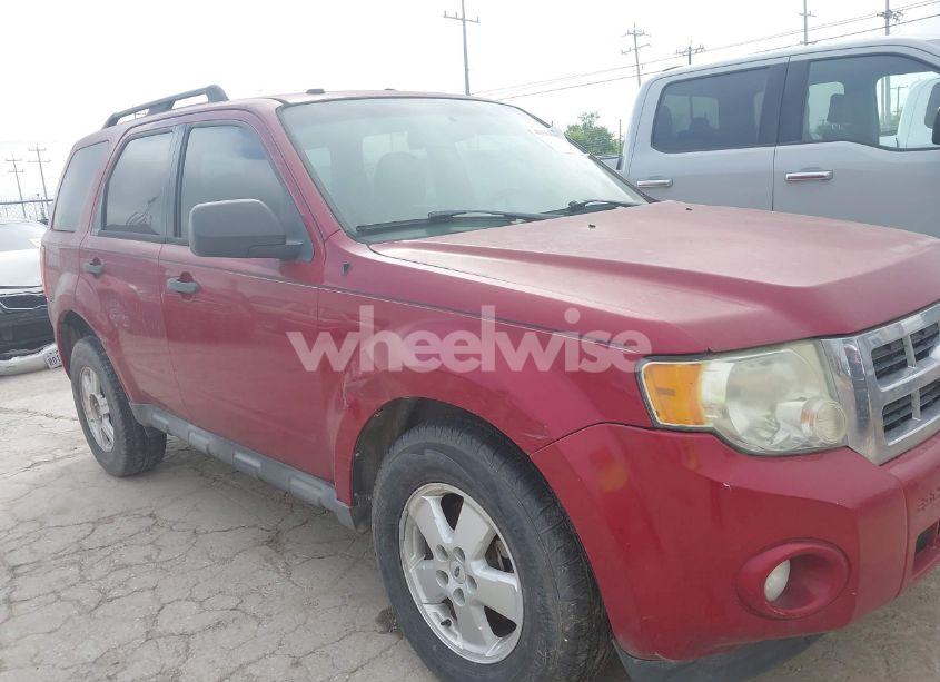 Photo 6 of 2011 Ford Escape XLT (VIN 1FMCU9D7XBKC05230)