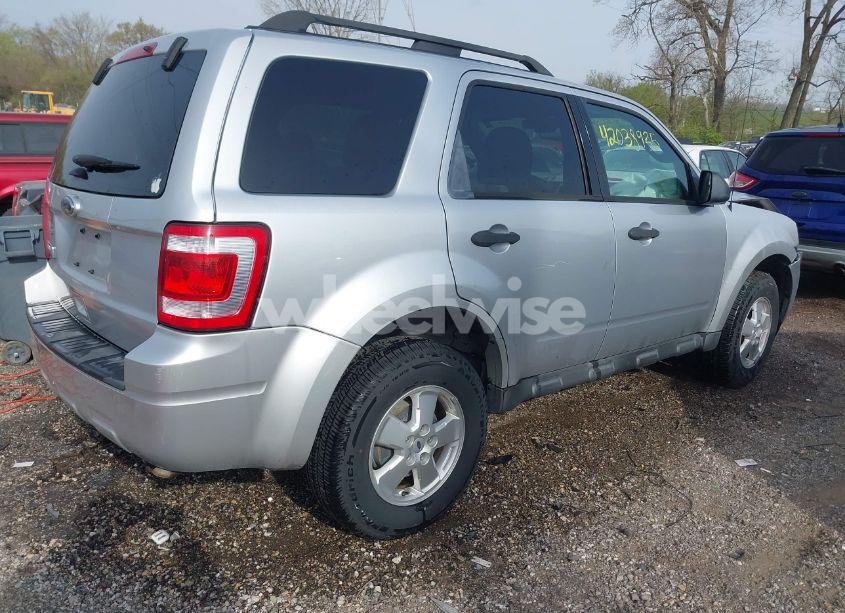 Photo 4 of 2011 Ford Escape XLT (VIN 1FMCU9D7XBKC11223)