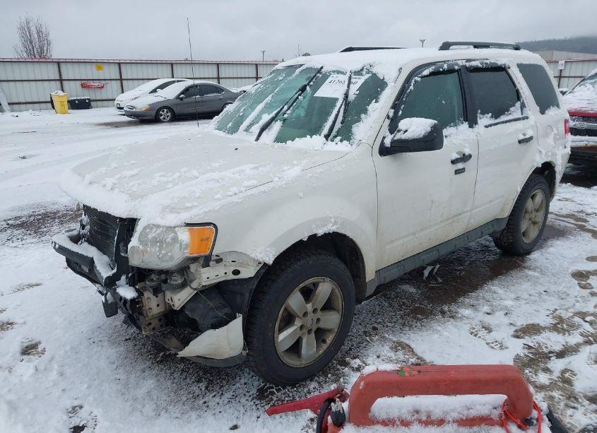 Photo 2 of 2011 Ford Escape XLT (VIN 1FMCU9D7XBKC23629)