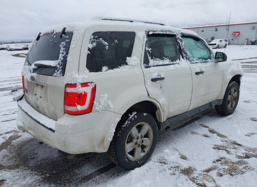 Photo 4 of 2011 Ford Escape XLT (VIN 1FMCU9D7XBKC23629)