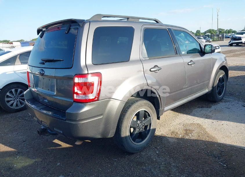 Photo 4 of 2012 Ford Escape XLT (VIN 1FMCU9D7XCKA19334)