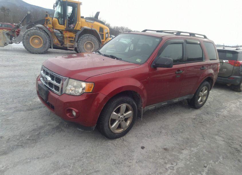 Photo 2 of 2012 Ford Escape XLT (VIN 1FMCU9D7XCKA21312)