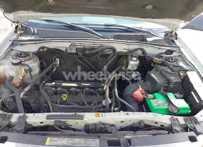 Photo 10 of 2012 Ford Escape XLT (VIN 1FMCU9D7XCKA45318)