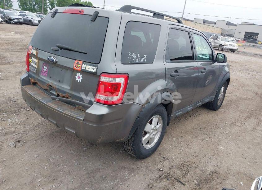 Photo 4 of 2012 Ford Escape XLT (VIN 1FMCU9D7XCKB15559)
