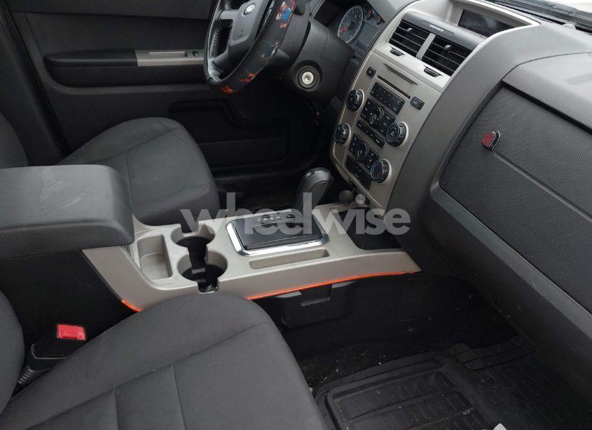 Photo 5 of 2012 Ford Escape XLT (VIN 1FMCU9D7XCKB15559)