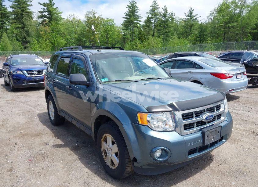 2012 Ford Escape XLT (VIN 1FMCU9D7XCKB60341) main photo