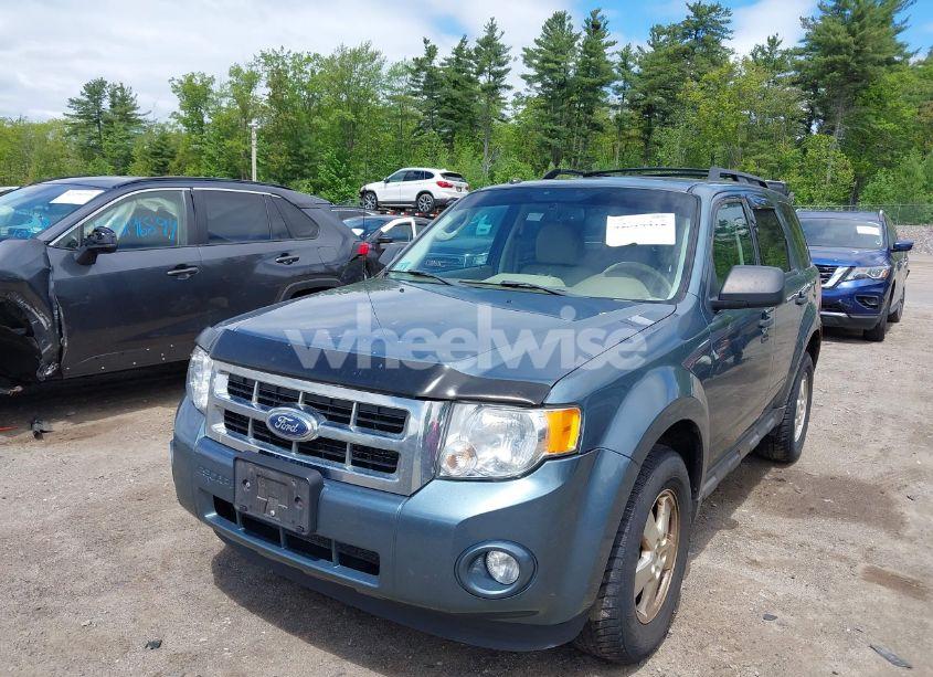 Photo 2 of 2012 Ford Escape XLT (VIN 1FMCU9D7XCKB60341)