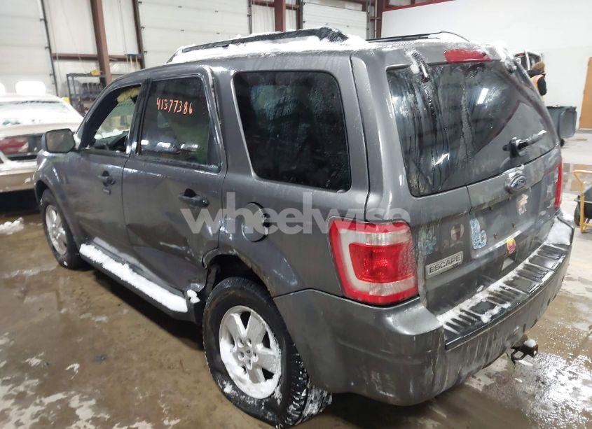 Photo 3 of 2010 Ford Escape XLT (VIN 1FMCU9DG0AKA12812)