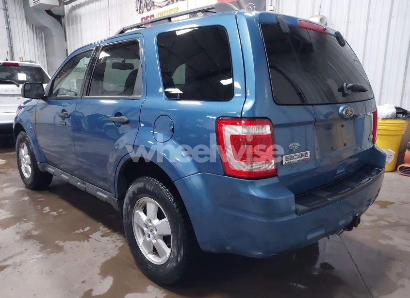 Photo 3 of 2010 Ford Escape XLT (VIN 1FMCU9DG0AKA46345)