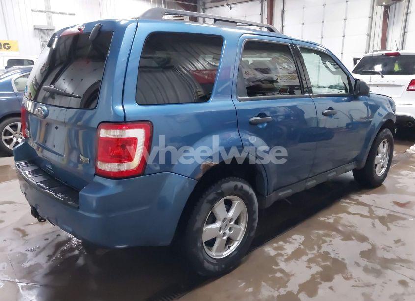 Photo 4 of 2010 Ford Escape XLT (VIN 1FMCU9DG0AKA46345)