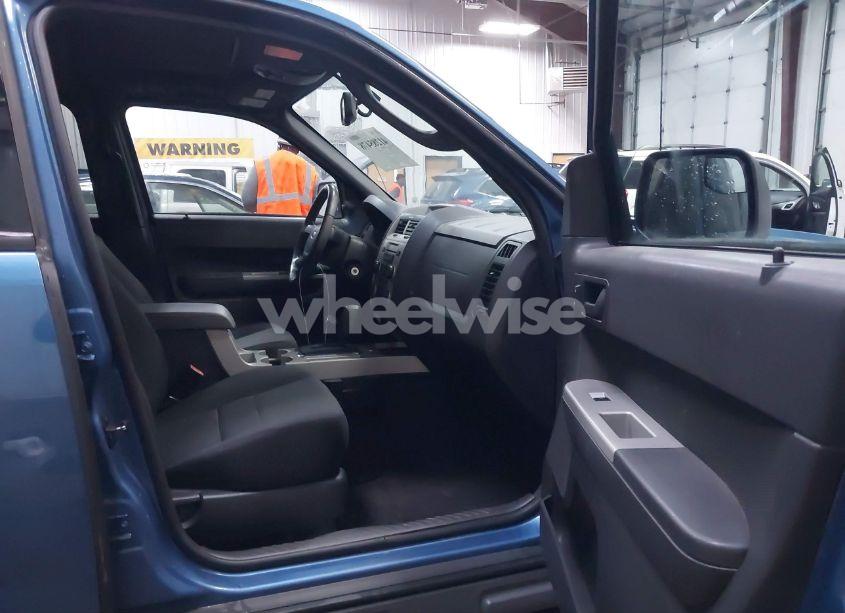 Photo 5 of 2010 Ford Escape XLT (VIN 1FMCU9DG0AKA46345)