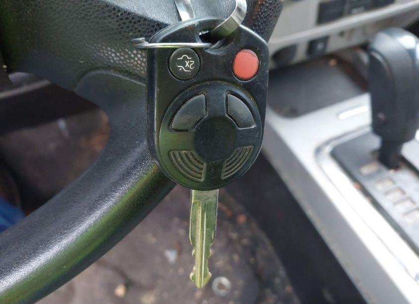 Photo 11 of 2010 Ford Escape XLT (VIN 1FMCU9DG0AKD08378)