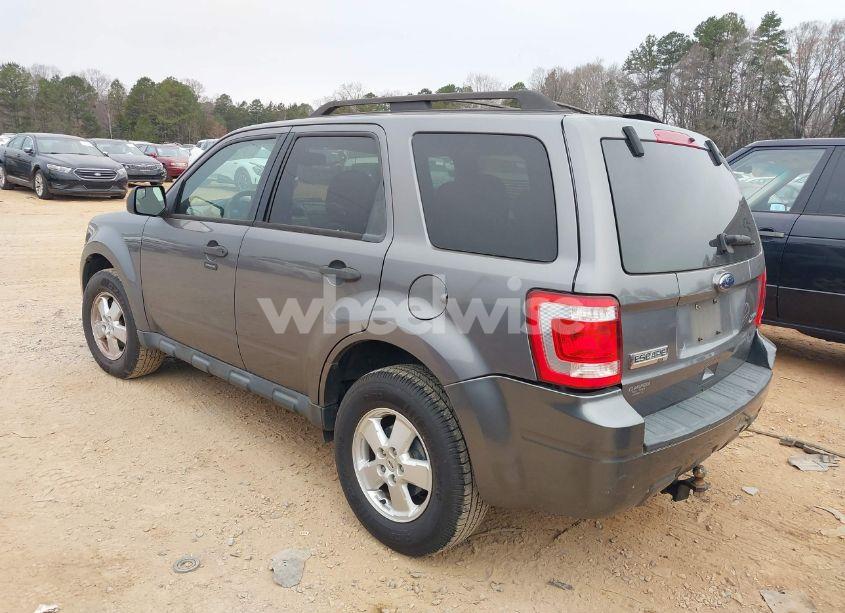 Photo 3 of 2011 Ford Escape XLT (VIN 1FMCU9DG0BKA12391)