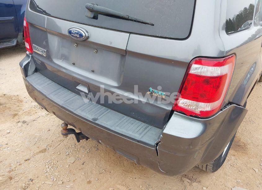 Photo 6 of 2011 Ford Escape XLT (VIN 1FMCU9DG0BKA12391)