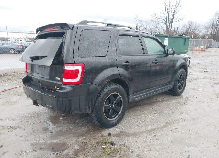 Photo 4 of 2011 Ford Escape XLT (VIN 1FMCU9DG0BKA20930)