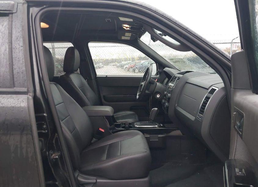 Photo 5 of 2011 Ford Escape XLT (VIN 1FMCU9DG0BKA20930)