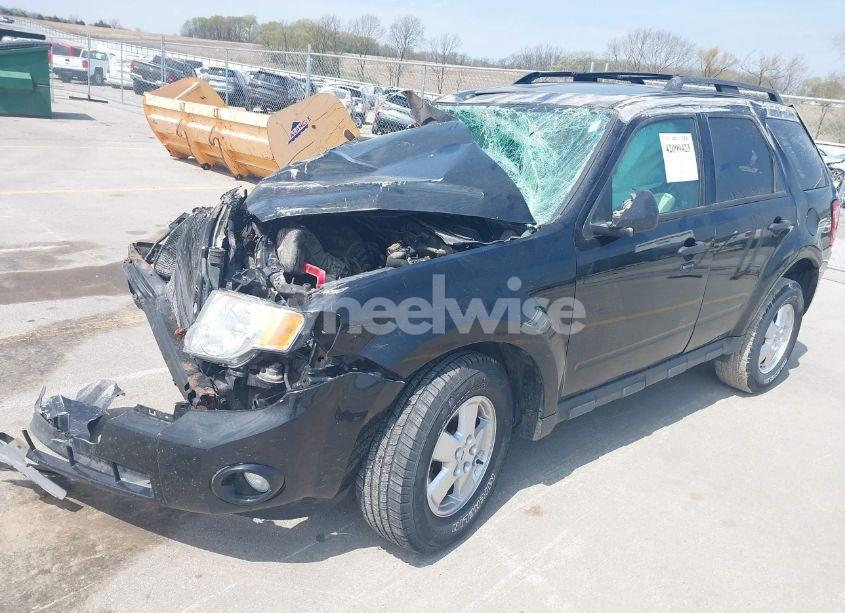 Photo 2 of 2012 Ford Escape XLT (VIN 1FMCU9DG0CKA83804)