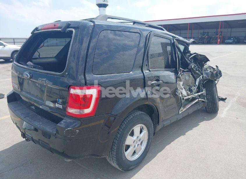 Photo 4 of 2012 Ford Escape XLT (VIN 1FMCU9DG0CKA83804)