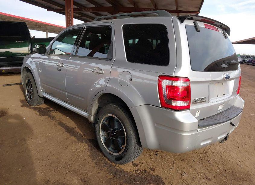 Photo 3 of 2012 Ford Escape XLT (VIN 1FMCU9DG0CKB42060)