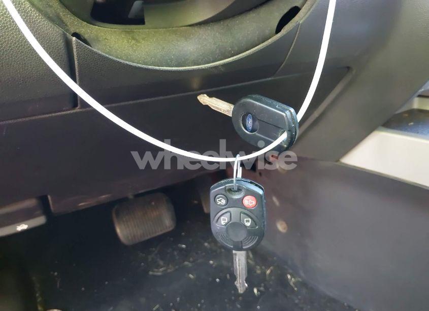 Photo 11 of 2012 Ford Escape XLT (VIN 1FMCU9DG0CKB47324)