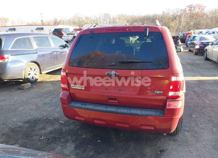 Photo 16 of 2012 Ford Escape XLT (VIN 1FMCU9DG0CKB47324)