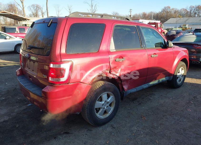 Photo 4 of 2012 Ford Escape XLT (VIN 1FMCU9DG0CKB47324)