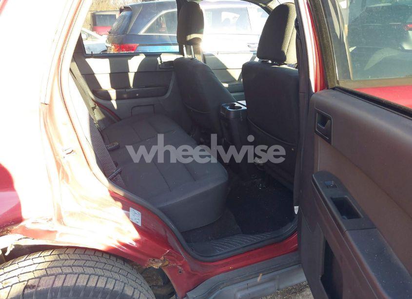 Photo 8 of 2012 Ford Escape XLT (VIN 1FMCU9DG0CKB47324)