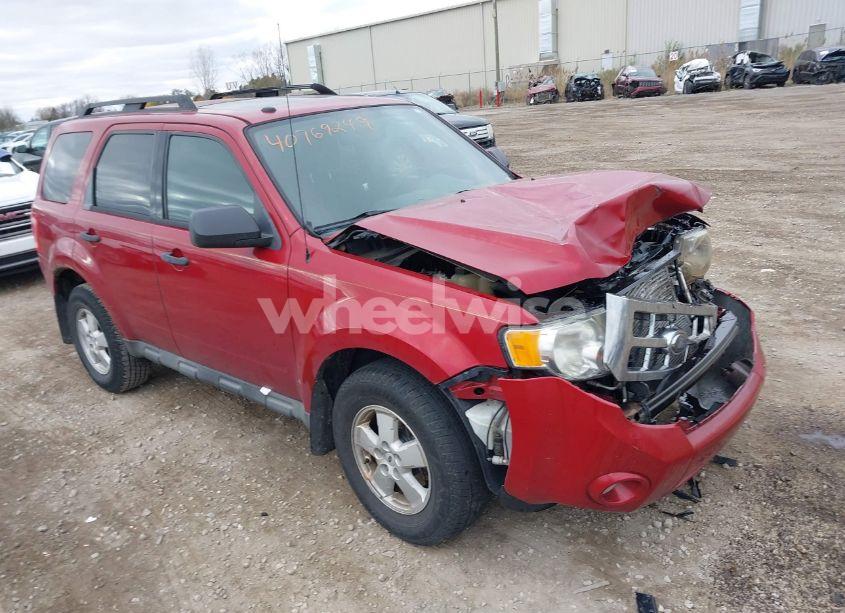 2010 Ford Escape XLT (VIN 1FMCU9DG1AKA07814) main photo