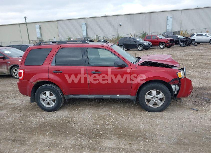 Photo 13 of 2010 Ford Escape XLT (VIN 1FMCU9DG1AKA07814)