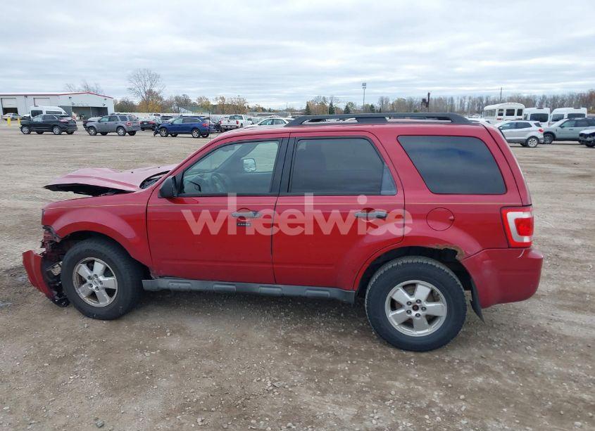 Photo 14 of 2010 Ford Escape XLT (VIN 1FMCU9DG1AKA07814)