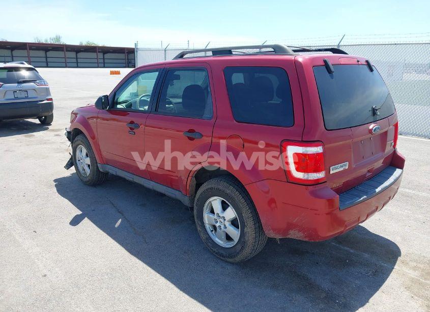 Photo 3 of 2010 Ford Escape XLT (VIN 1FMCU9DG1AKA30915)