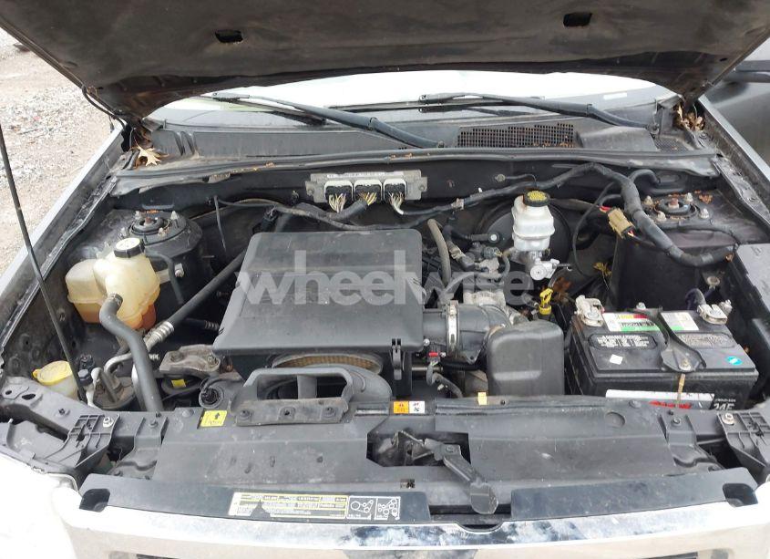 Photo 10 of 2010 Ford Escape XLT (VIN 1FMCU9DG1AKA55295)