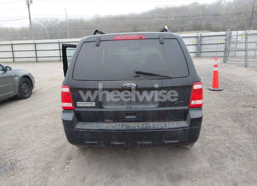 Photo 16 of 2010 Ford Escape XLT (VIN 1FMCU9DG1AKA55295)