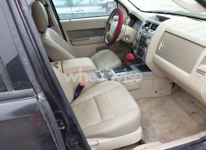 Photo 5 of 2010 Ford Escape XLT (VIN 1FMCU9DG1AKA55295)