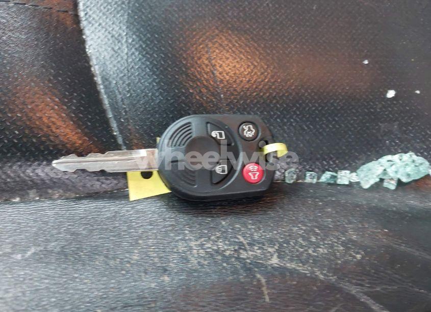 Photo 11 of 2010 Ford Escape XLT (VIN 1FMCU9DG1AKB40718)