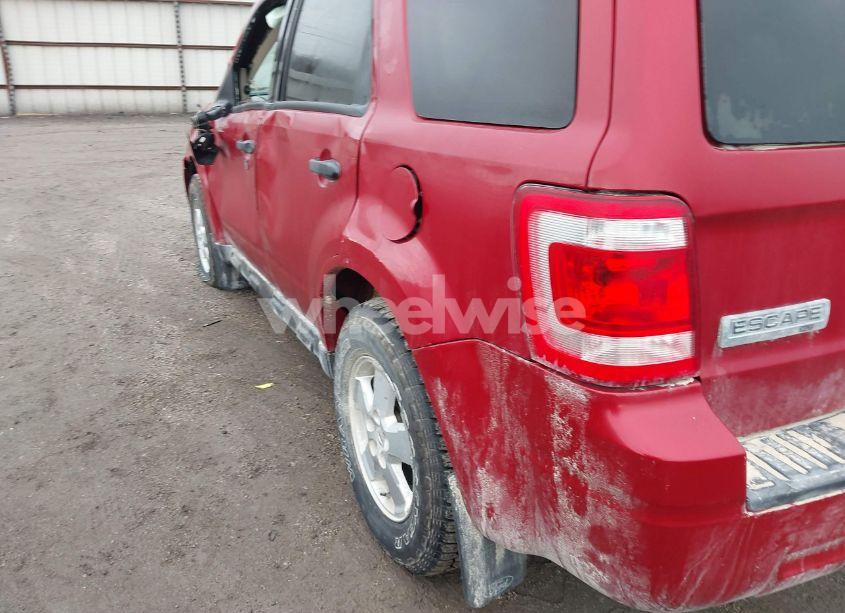 Photo 13 of 2010 Ford Escape XLT (VIN 1FMCU9DG1AKB40718)