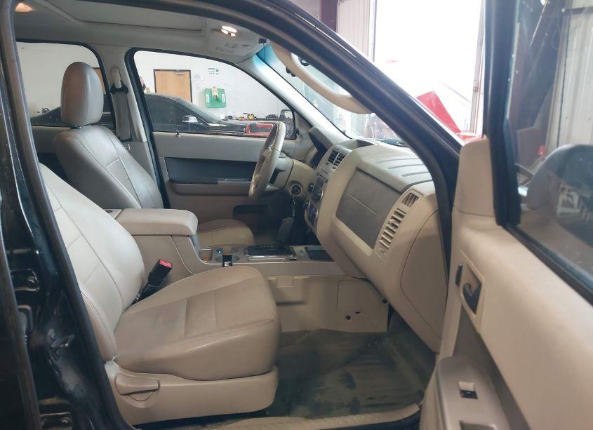 Photo 5 of 2010 Ford Escape XLT (VIN 1FMCU9DG1AKB53811)