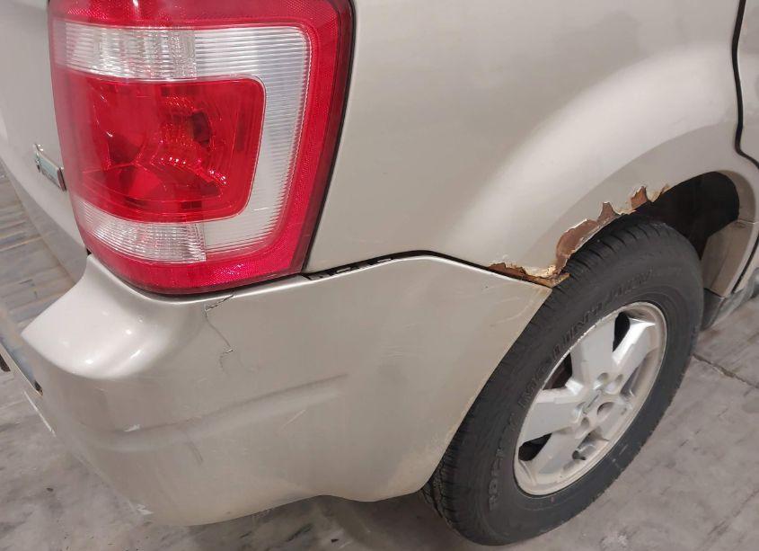 Photo 15 of 2010 Ford Escape XLT (VIN 1FMCU9DG1AKC21265)