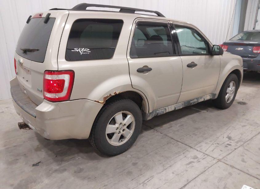Photo 4 of 2010 Ford Escape XLT (VIN 1FMCU9DG1AKC21265)