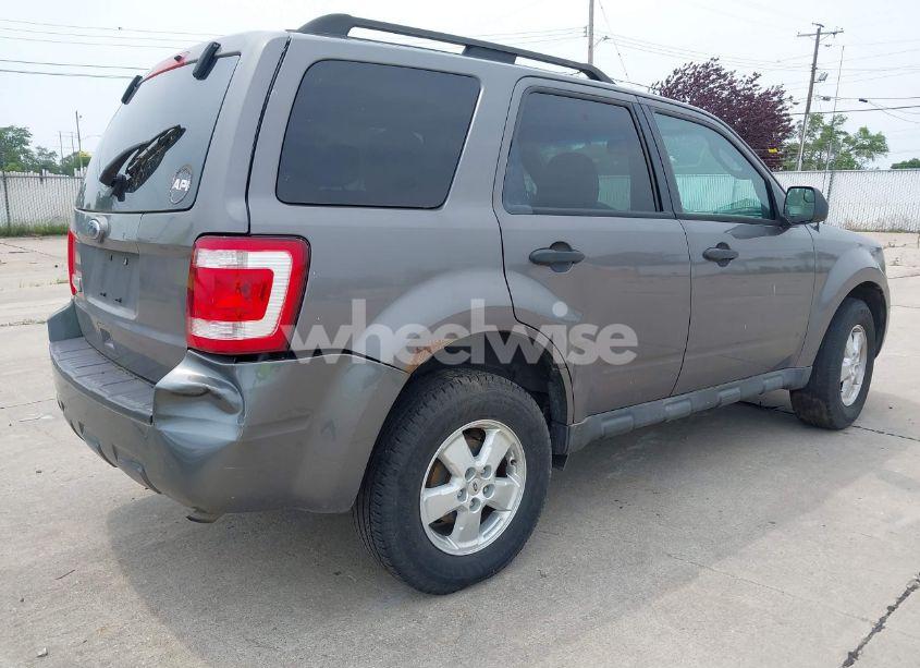 Photo 4 of 2010 Ford Escape XLT (VIN 1FMCU9DG1AKD06848)