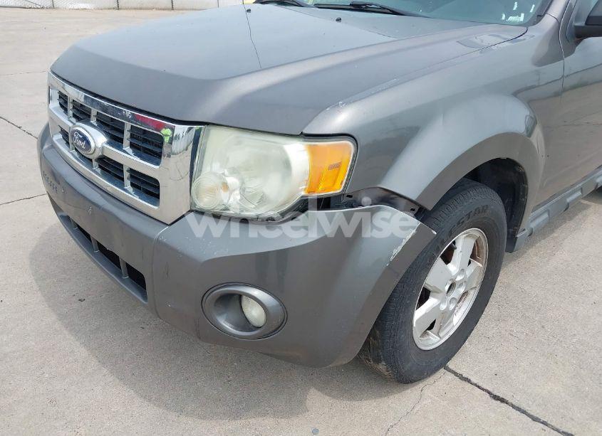 Photo 6 of 2010 Ford Escape XLT (VIN 1FMCU9DG1AKD06848)
